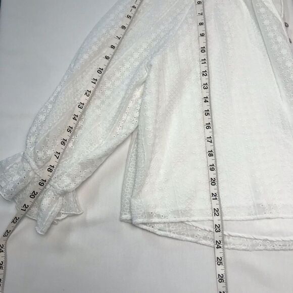 Supply & Demand White Eyelet Fairycore Top Sz M - Picture 12 of 14